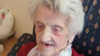 british-woman_m5yFx.jpg