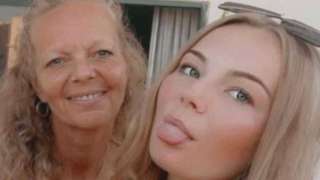 mum-daughter_6ShWx.jpg