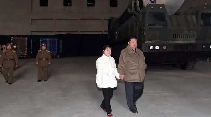 kim-daughter_YP1Jl.jpg