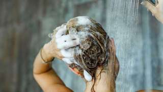 wash-hair_DUyqT.jpg